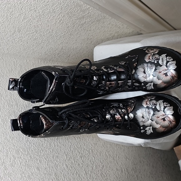 Jellypop Combat Floral Black Women's Boots - Picture 4 of 11